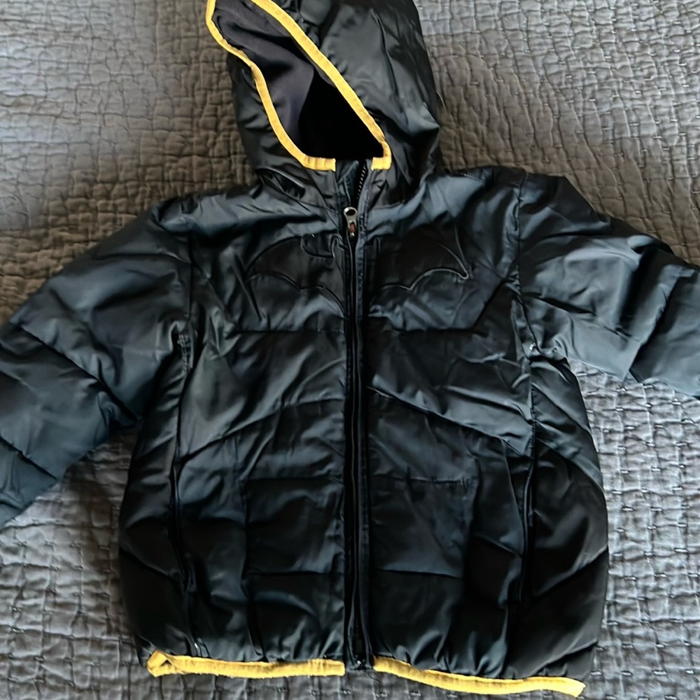 BabyGap DC Batman Winter Puffer Coat Size 6